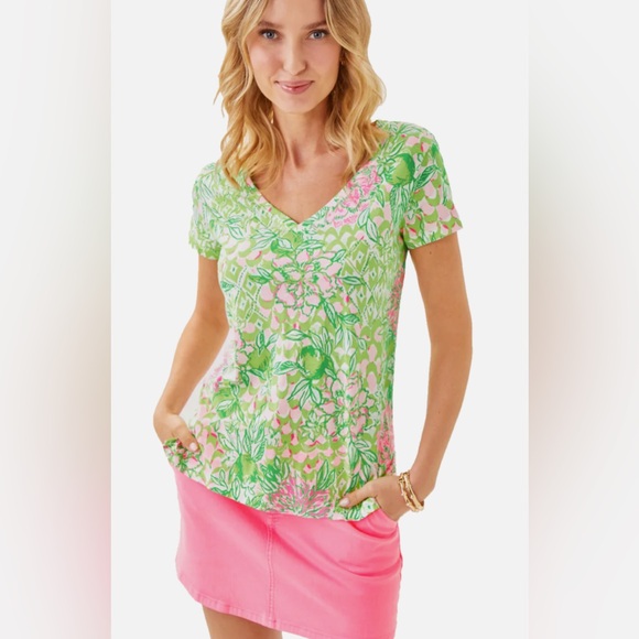 Lilly Pulitzer Tops - Lilly Pulitzer Meredith Tee